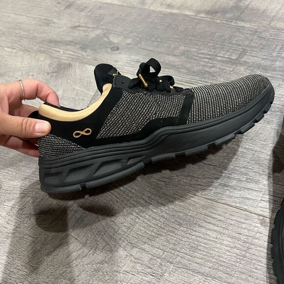 Infinity Cheer shoe - Picture 3 of 3